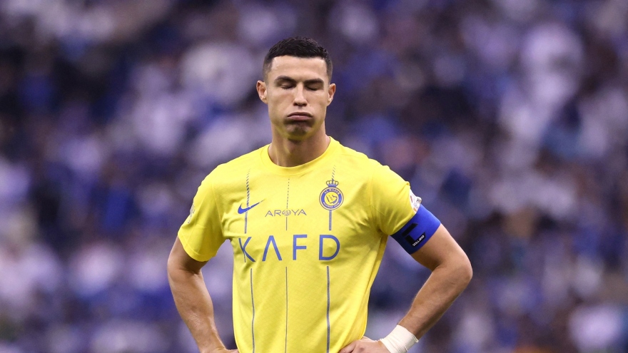 Ronaldo bị từ chối bàn thắng, Al Nassr thua thảm Al Hilal